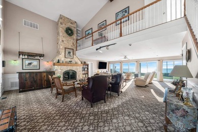 Welcome to a truly exceptional bayfront residence at 5 Delaware - photo 5