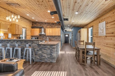 Experience the perfect intersection of rugged Upstate beauty and - photo 15