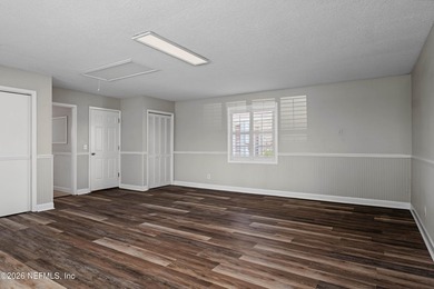 Welcome to Isle of Palms, a highly sought-after Jacksonville - photo 28