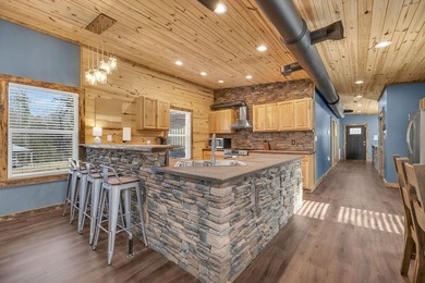 Experience the perfect intersection of rugged Upstate beauty and - photo 31