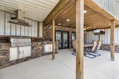 Experience the perfect intersection of rugged Upstate beauty and - photo 32