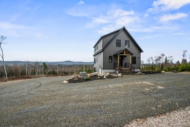 Experience mountain living at its finest in this stunning - photo 3