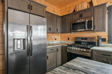 Experience mountain living at its finest in this stunning - photo 8