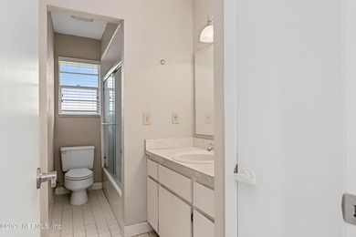 Welcome to Isle of Palms, a highly sought-after Jacksonville - photo 45