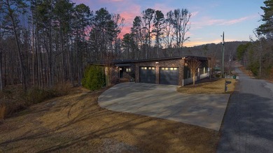 Experience the perfect intersection of rugged Upstate beauty and - photo 49