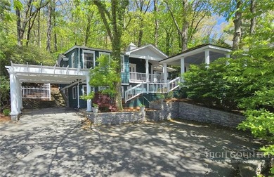 True Blowing Rock Cottage Charm on the Prestigious Blowing Rock - photo 1