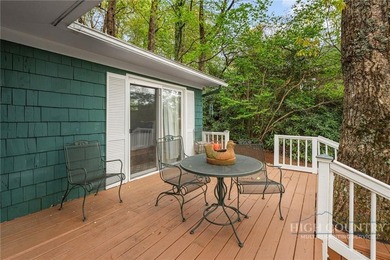 True Blowing Rock Cottage Charm on the Prestigious Blowing Rock - photo 7