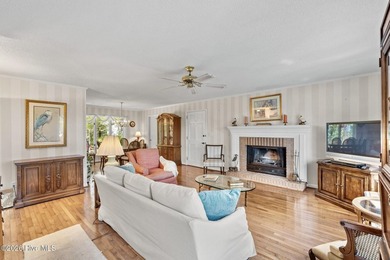 A cottage with a water view is on everyone's wish list--and this - photo 8