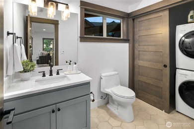 Escape to this mountain retreat in Suncadia's Cascade Reach and - photo 15
