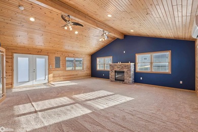 Beautiful 4-bedroom, 3-bath home located in the highly desirable - photo 21
