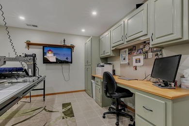 Welcome to your private retreat in The Woodlands of Livonia - photo 24