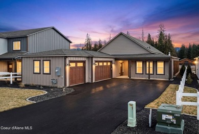 Lake Pend Oreille Home For Sale in Sandpoint Idaho