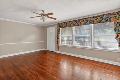 Located in the heart of St. Simons Island's highly sought-after - photo 5