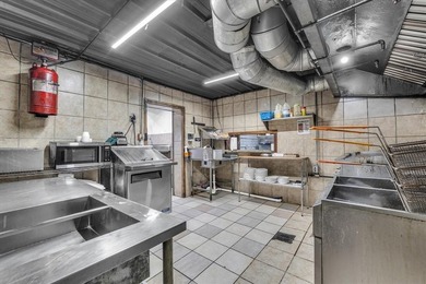 Exceptional turnkey restaurant and entertainment venue - photo 23