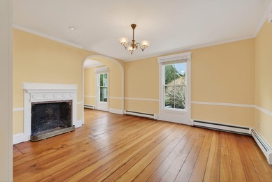 This beautiful 3,238 square foot c. 1832 Italianate sits in the - photo 9