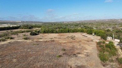 A 42.3-acre certified organic farm estate in the lush Santiago - photo 3
