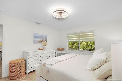Beautifully renovated one-bedroom residence in Monterey Yacht & - photo 17