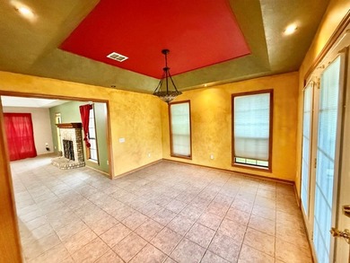 Stunning 3BR/2.5BA Two-Story Home in Hemphill, TX Prime Location - photo 22
