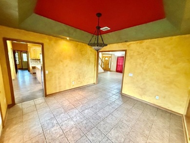 Stunning 3BR/2.5BA Two-Story Home in Hemphill, TX Prime Location - photo 23