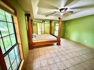 Stunning 3BR/2.5BA Two-Story Home in Hemphill, TX Prime Location - photo 25