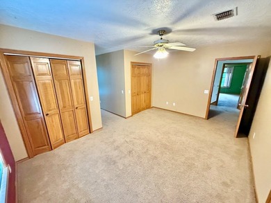 Stunning 3BR/2.5BA Two-Story Home in Hemphill, TX Prime Location - photo 33