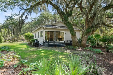 Tucked away on a quiet cul-de-sac in Pleasant Point, this - photo 34
