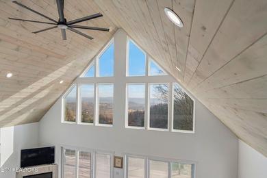 Located on top of a mountain in LaFollette, TN in close - photo 39