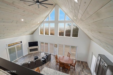 Located on top of a mountain in LaFollette, TN in close - photo 40