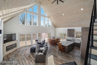 Located on top of a mountain in LaFollette, TN in close - photo 44