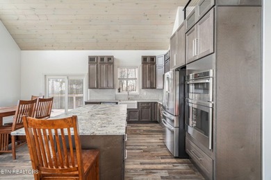 Located on top of a mountain in LaFollette, TN in close - photo 48