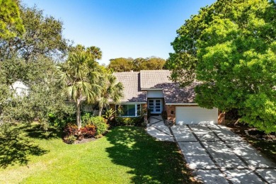 Lake Home For Sale in Delray Beach, Florida