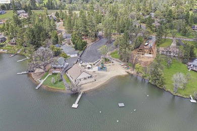 Tucked away on a peaceful cul-de-sac in the beautiful gated - photo 55