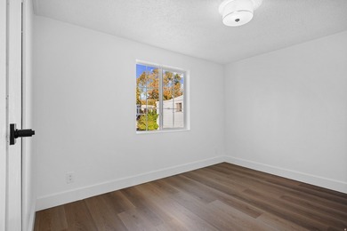 NEW ROOF WITH FULL PRICE OFFER! This beautifully updated home - photo 16