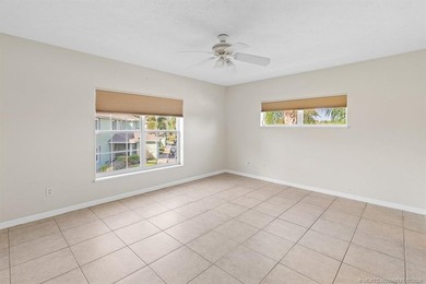 Welcome to this well-appointed two-bedroom, two-bathroom - photo 17