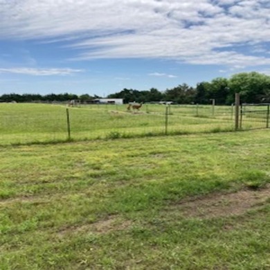 Valley Lake Acreage For Sale in Savoy Texas