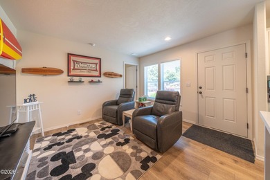 Discover your own coastal getaway in the heart of Lincoln City! - photo 8