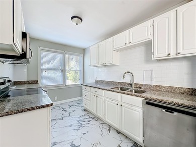 Great Opportunity - 3 Bedroom, 2 Bath Home in a Prime Central - photo 9