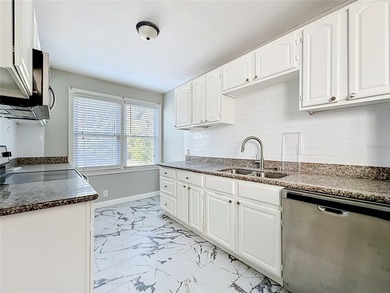 Great Opportunity - 3 Bedroom, 2 Bath Home in a Prime Central - photo 10