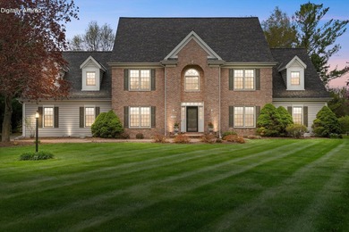 Upper Nemahbin Lake Home For Sale in Delafield Wisconsin