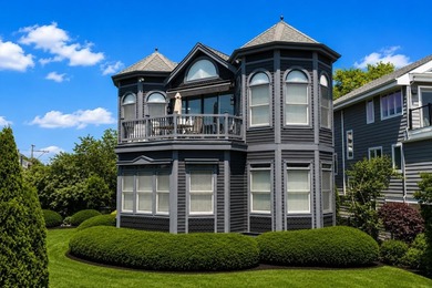 Luxury Beachfront Living! Experience the best of Cape May Point - photo 2