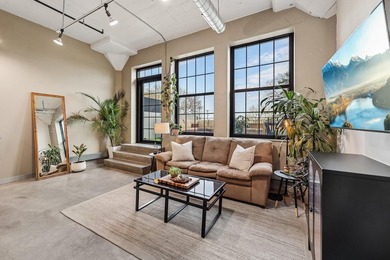 Historic Cream of Wheat factory loft in NE Minneapolis. A true - photo 3