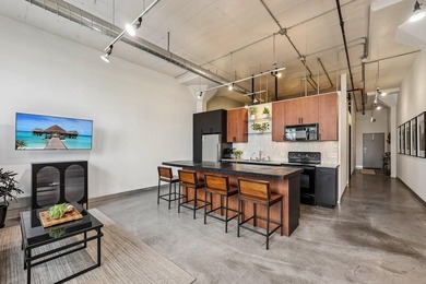 Historic Cream of Wheat factory loft in NE Minneapolis. A true - photo 6