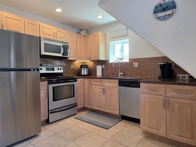 WELCOME TO YOUR PERFECT SHORE GETAWAY! This beautifully - photo 3