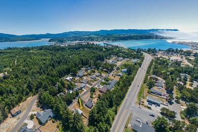 Minutes from Alsea Bay, the ocean, and some of the best fishing - photo 5