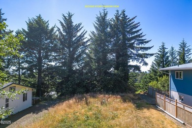 Minutes from Alsea Bay, the ocean, and some of the best fishing - photo 10