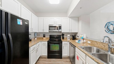 $20K-$30K Gross Rental Income. HOA Covers ALL Utilities. Gulf - photo 11