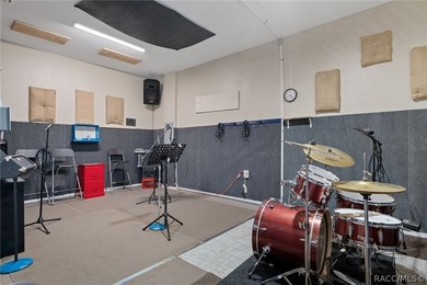 Wonderful Business Opportunity! A 2 room professional Rehearsal - photo 11