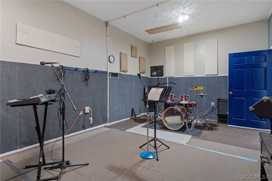 Wonderful Business Opportunity! A 2 room professional Rehearsal - photo 13