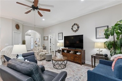 IMMACULATE AND GORGEOUS! IMPECCABLE landscaping! Great open - photo 4