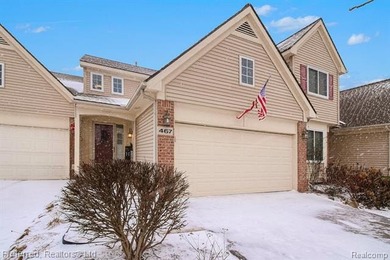 (private lake, pond, creek) Condo Active Under Contract in Howell Michigan